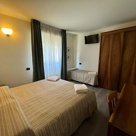 Continental 3* Ловере