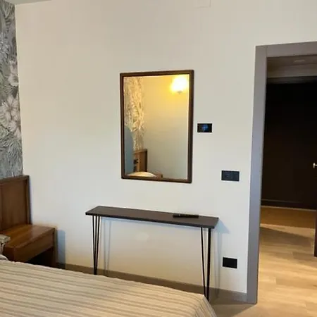 Hotel Continental Lovere