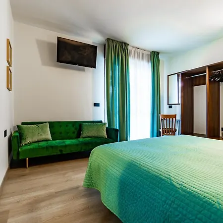 Hotel Continental Lovere