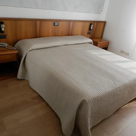 Continental 3*