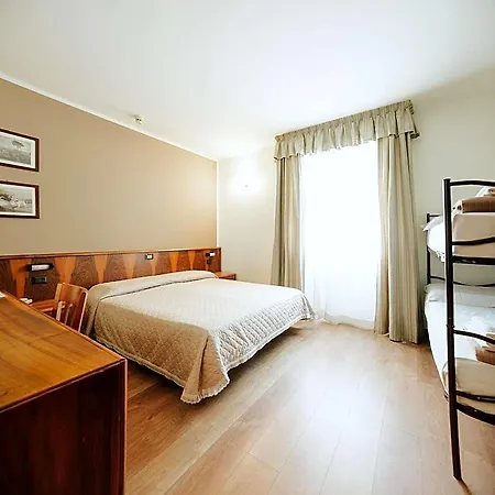 Continental Hotel 3*